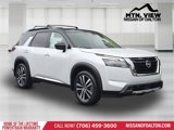 New 2025 Nissan Pathfinder Platinum image 3
