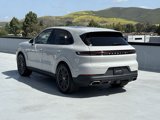 Certified 2025 Porsche Cayenne image 3
