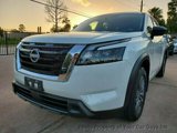 Used 2024 Nissan Pathfinder S image 2