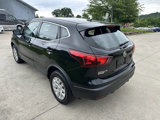 Used 2018 Nissan Rogue Sport S image 4
