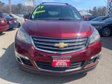 Used 2017 Chevrolet Traverse LT w/ Style and Technology Package image 3