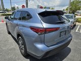 Certified 2023 Toyota Highlander XLE image 5