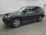 Used 2018 Nissan Pathfinder S image 2