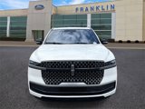 New 2025 Lincoln Navigator Reserve image 2