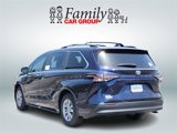New 2025 Toyota Sienna XLE image 3
