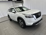 New 2025 Nissan Pathfinder Platinum image 2