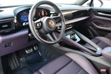 Used 2025 Porsche Macan 4S Electric image 4