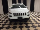 Used 2018 Jeep Cherokee Latitude w/ Cold Weather Group image 2