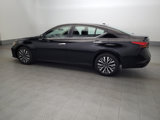 Used 2023 Nissan Altima 2.5 SV image 3