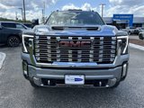 Used 2025 GMC Sierra 3500 Denali w/ Denali Reserve Package image 2