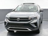 Used 2024 Volkswagen Taos SE w/ Panoramic Sunroof Package image 5