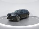 New 2025 Nissan Pathfinder SL image 4