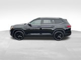 New 2025 Volkswagen Atlas SE image 4