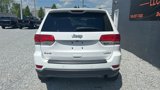Used 2018 Jeep Grand Cherokee Laredo image 3