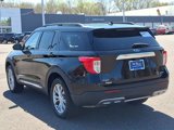 Certified 2022 Ford Explorer XLT w/ Equipment Group 202A image 4