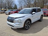 New 2025 Mitsubishi Outlander SE image 2
