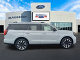 New 2025 Ford Expedition Platinum image 5