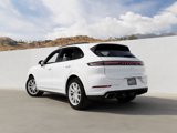 Certified 2024 Porsche Cayenne image 3