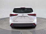Used 2022 Toyota Highlander XLE image 5