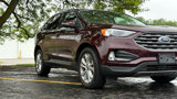 Used 2024 Ford Edge Titanium image 2