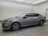 Used 2021 Nissan Altima 2.5 SR image 2