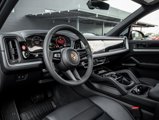 Certified 2025 Porsche Cayenne image 4