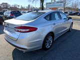 Used 2017 Ford Fusion SE w/ Fusion SE Technology Package image 6