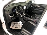 Used 2024 GMC Terrain SLT w/ Infotainment Package II image 5