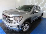 Used 2025 GMC Sierra 1500 SLT image 4
