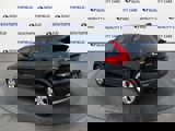 Used 2021 Volvo XC40 T5 Momentum image 4