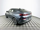 Used 2022 BMW X6 xDrive40i w/ M Sport Package image 6