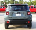 Used 2018 Jeep Renegade Altitude w/ UConnect 8.4 Nav Group image 4
