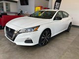 Used 2021 Nissan Altima 2.5 SR image 2