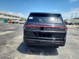 New 2025 Lincoln Navigator Reserve image 4