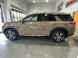 Used 2024 Nissan Pathfinder Platinum image 2