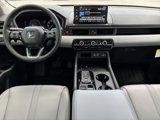New 2025 Honda Pilot EX-L image 2