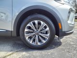 New 2025 Buick Envision Preferred image 3