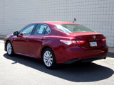 Used 2018 Toyota Camry LE image 5