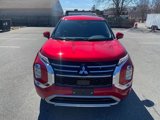 New 2025 Mitsubishi Outlander SE image 3