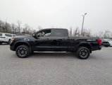 Used 2017 Nissan Titan PRO-4X image 3