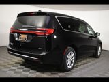 New 2025 Chrysler Pacifica Select image 2