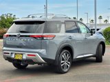 New 2025 Nissan Pathfinder Platinum image 3