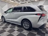 Used 2022 Toyota Sienna LE image 4