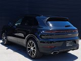 Used 2025 Porsche Cayenne image 3