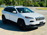 Used 2015 Jeep Cherokee Latitude w/ Comfort/Convenience Group image 3