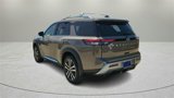 New 2025 Nissan Pathfinder Platinum image 5
