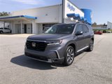 New 2025 Honda Pilot Touring image 3
