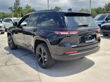 Used 2025 Jeep Grand Cherokee Limited w/ Black Appearance Package image 4