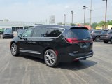New 2025 Chrysler Pacifica Pinnacle image 3