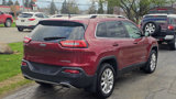 Used 2017 Jeep Cherokee Limited image 6